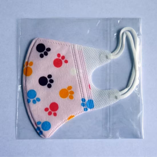 어린이를 위한 귀걸이가 있는 일회용 부직포 3D 접이식 패션 안면 마스크